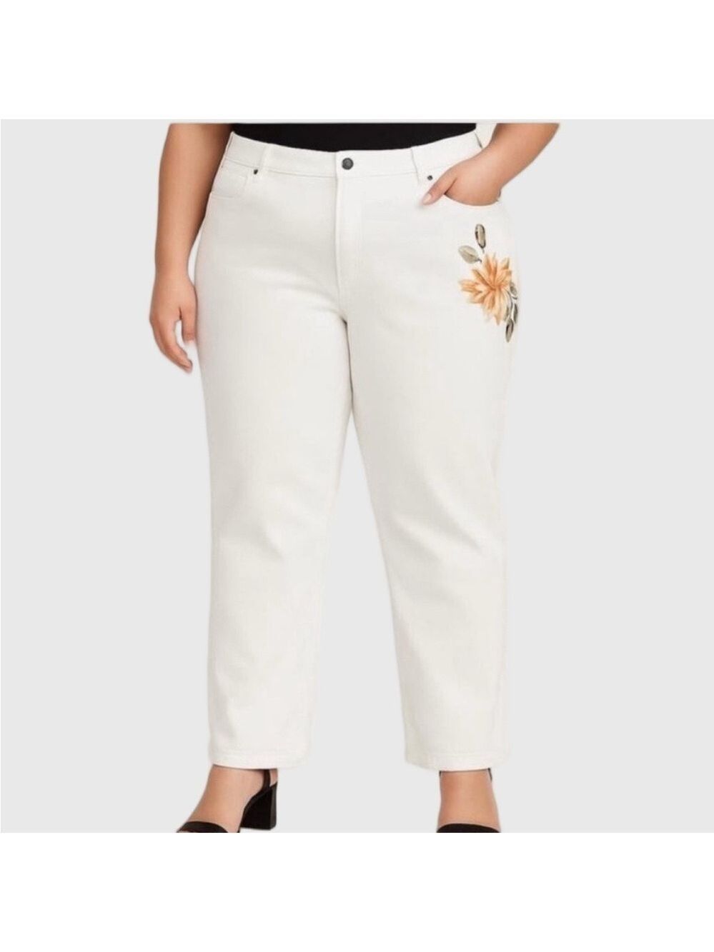 JESSICA SPORT White Lightweight Jeans Flower Embroidery Pocket est plus size 20